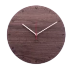 Horloge design 'Bergtouhr (bois de noyer rond)'