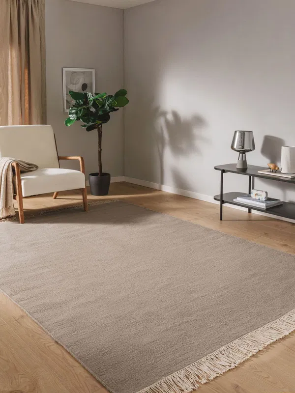 Design rug 'Liv Light Grey'2